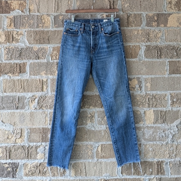 Levi's White Oak Cone Denim Button Fly Slim Jeans Ankle Length Size 28 - Picture 1 of 13
